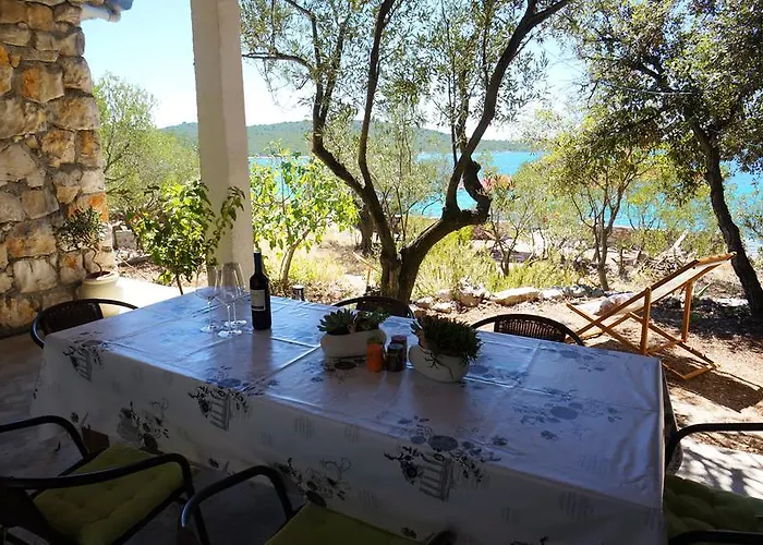 House Captain Felix Tkon