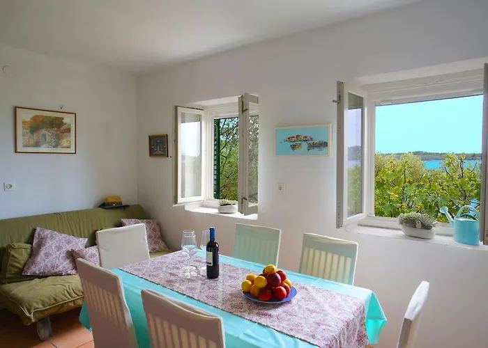 House Captain Felix Prázdninový dům Tkon